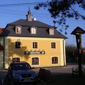 Hotel Rytirsko Jamné Exterior photo