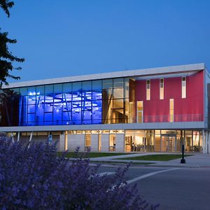 The Hotel At Oberlin Exterior photo