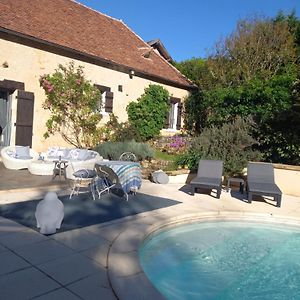 Les Taloches Bed & Breakfast Tourtoirac Exterior photo