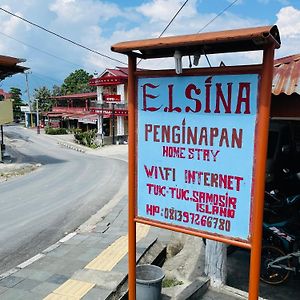 Elsina Guest House Tuktuk Siadong Exterior photo