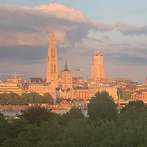 Apartment Linkerover- City Centre & Cathedral View Antwerp Exterior photo