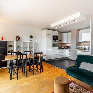 Guestready - A Spacious Apt 25Min Away From Eiffel Tower Courbevoie Exterior photo