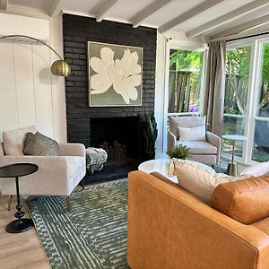 Elegant 3-Bed Duplex Sanctuary In Mill Valley! Villa Room photo