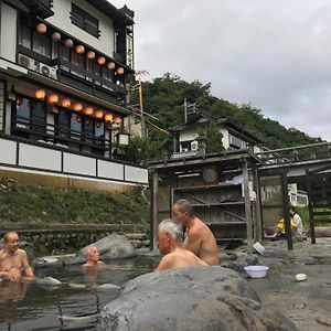 One Of The Best Radon Springs In The World Misasa Onsen A Hot Spring Trip That Makes You Feel Better When You Stay Over The Morning Three Times 三朝町民泊 Exterior photo