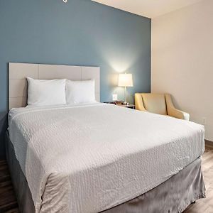 Woodspring Suites Indianapolis Zionsville Whitestown Room photo