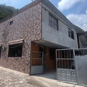 Casa Vacacional En Banos De Agua Santa Villa Exterior photo