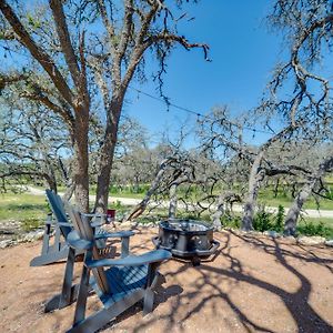 Rustic-Chic Country Cabin - 10 Mi To Main Street! Villa Fredericksburg Exterior photo