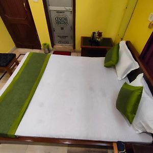 Hotel Saket Palace Rajgir Room photo