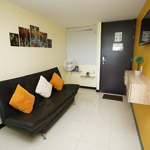 Apartamento Con Piscina A 5 Minutos Del Parque Del Cafe Apartment Montenegro Exterior photo