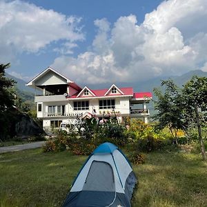 Dzoomlyang Homestay Sombāri Exterior photo