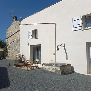 L'Amandier Villa Asnieres-la-Giraud Exterior photo