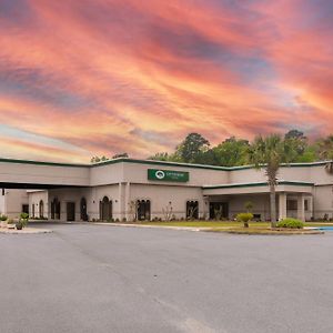 Cottonwood Suites Savannah Hotel & Conference Center Exterior photo