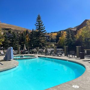 Mt Cb Base Ski In-Out With King Bed, Hot Tub, Pool & Kitchen & No Resort Fee! Crested Butte Exterior photo