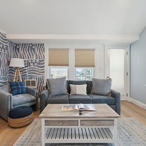 Newly Renovated Professional Design Partial Ocean Views Apartment Hampton Exterior photo