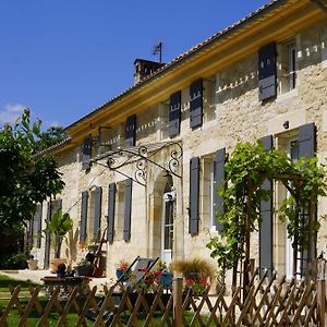 La Girondine Bed & Breakfast Galgon Exterior photo