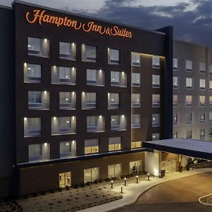 Hampton Inn And Suites Indianapolis West Speedway Exterior photo