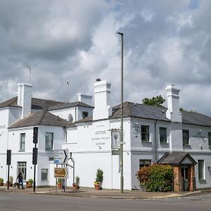 Wheatsheaf Hotel By Chef & Brewer Collection Virginia Water Exterior photo