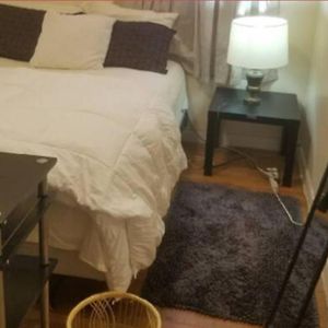 Almost Downtown, Fully Furnished Move-In Ready Rooms, Near Sinai Hospital, Train Access To John Hopkins And Other Hospital, Everything Include Baltimore Exterior photo