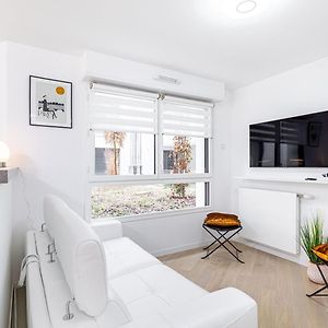 Guestready - Sejour Moderne A Issy-Les-Moulineaux Apartment Exterior photo