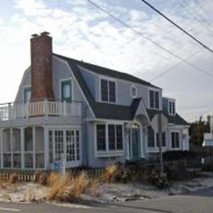 Large Roomy 5 Bedroom Single Family Located Across The Street From The Beach In Brant Beach Exterior photo