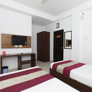 Oyo The Mangrove Wood Residency Hotel Chennai Exterior photo