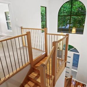 Sun Room In The European Style Luxorious Home Adelaide Exterior photo