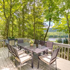 Great Barrington Lakeside Getaway With Kayak And Grill Villa Exterior photo