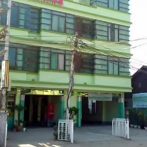 Nay Chi Lin Hotel Pathein Exterior photo