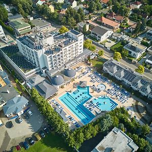 Hotel Silver Hajduszoboszlo Exterior photo