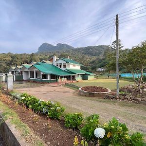 The Green Savanna Holiday Bungalow Nuwara Eliya Hotel Exterior photo