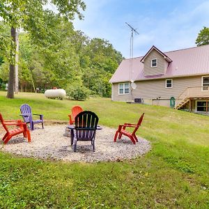 Modern Eckerty Home With Deck On Patoka Lake! Taswell Exterior photo