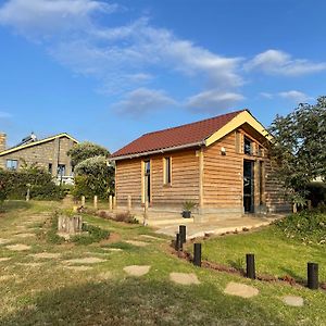 Cosy Wood Cabin For 2 In Naivasha! Elwai Visitor Centre Apartment Heni Village Exterior photo