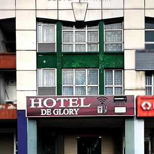 De Glory Hotel Usj 21 Subang Jaya Exterior photo