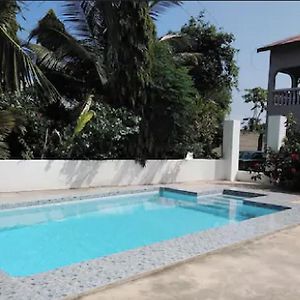 Sunmoon House Apartment Diani Beach Exterior photo