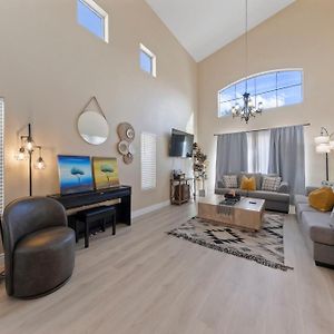 Summerlin Heights - Newly Remodeled And In Heart Of Las Vegas Exterior photo