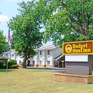 Budget Host Inn Allegan Exterior photo