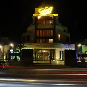 Arle Hotel Berdiansk Exterior photo