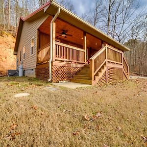 Cozy Waverly Cabin With Fireplace And Deck! Villa Exterior photo