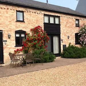 Rural Farm Cottage Easy Commute To Cambridge Exterior photo