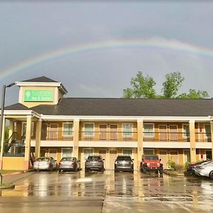 Garden Inn And Suites Little Rock Exterior photo