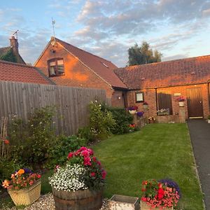 Willow Tree Cottages Newark-on-Trent  Exterior photo