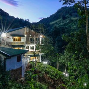 Mystique Heights Hotel Mawanella Exterior photo