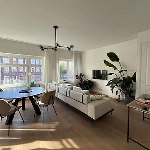 Fully Renovated Two Bedroom Apartment In The Centre Of Amsterdam Exterior photo