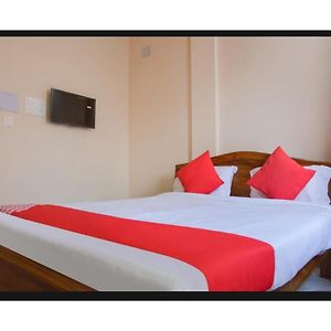 Caroline Stay Near Kiit University Budget Friendly -Couple Friendly - Best Seller Bhubaneswar Exterior photo