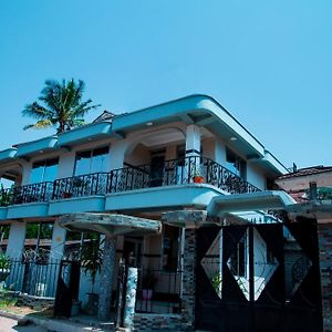 Lake Palace Apartments Mwanza Exterior photo