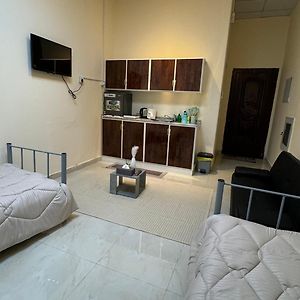 شقة سبعة و سبعين Apartment Sinadil Exterior photo