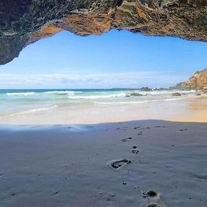 Tranquillity At Caves Villa Caves Beach Exterior photo