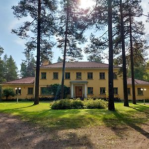 Majoitus Jaetuissa Huoneissa Sisaeltaeen Ruokailut Bed & Breakfast Lappeenranta Exterior photo