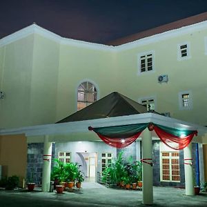 Kapital Klub And Apartments Abuja Exterior photo