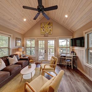 Treetop River Cabins On The Guadalupe River Center Point Exterior photo